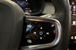 sininen Polestar 2 2021 kuva 19.