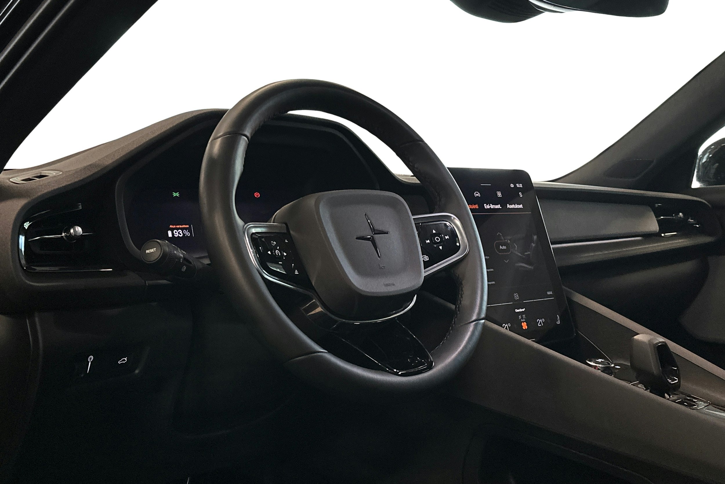 musta Polestar 2 2022 kuva 3.