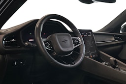 musta Polestar 2 2022 kuva 3.