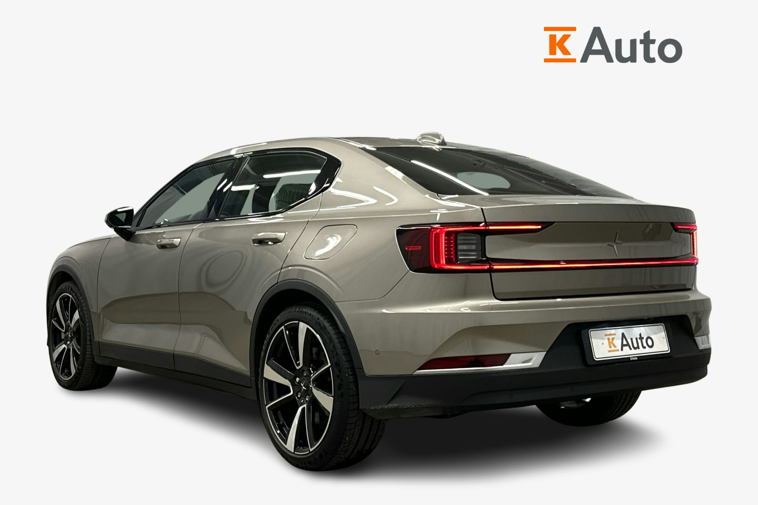 beige Polestar 2 2022 kuva 2.