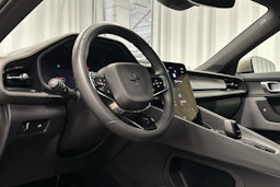 beige Polestar 2 2022 kuva 3.