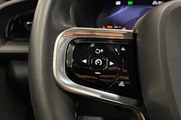 harmaa Polestar 2 2022 kuva 14.