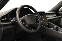 harmaa Polestar 2 2022 kuva 7.