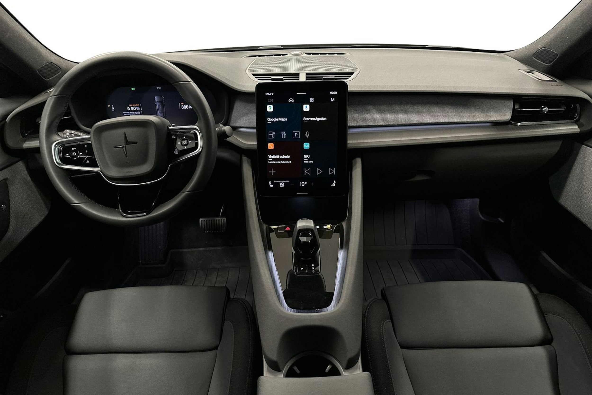 harmaa Polestar 2 2022 kuva 9.