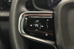 musta Polestar 2 2022 kuva 19.