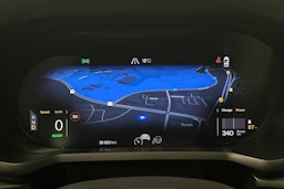 musta Polestar 2 2022 kuva 21.