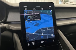 musta Polestar 2 2022 kuva 23.