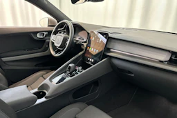 harmaa Polestar 2 2022 kuva 12.