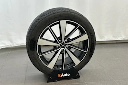 harmaa Polestar 2 2022 kuva 27.
