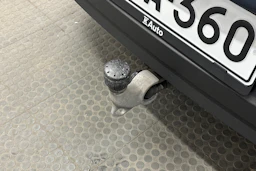 sininen Polestar 2 2022 kuva 39.