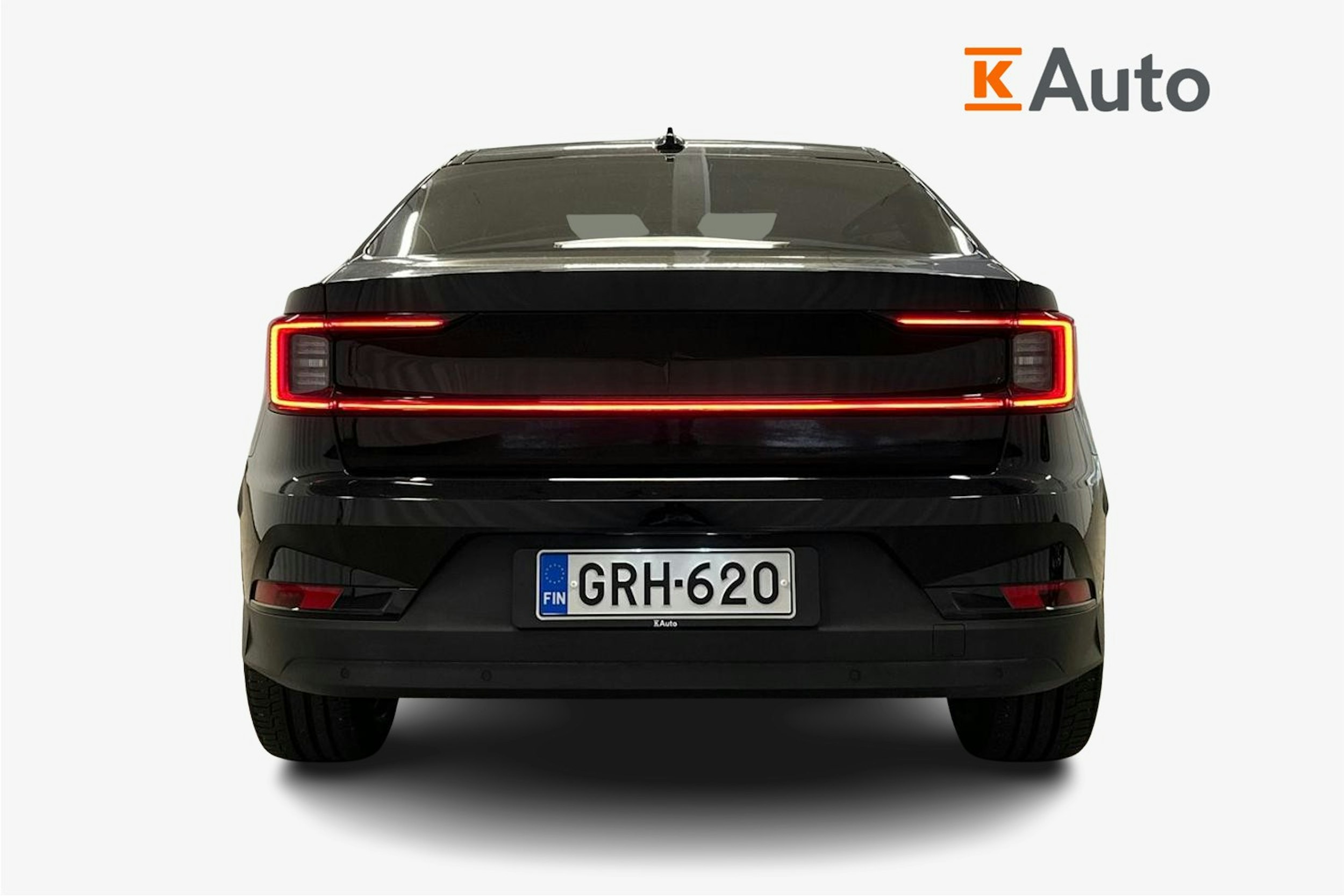 musta Polestar 2 2022 kuva 3.