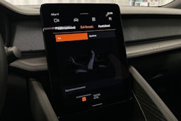 musta Polestar 2 2022 kuva 31.