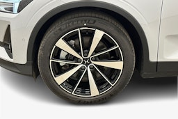 harmaa Polestar 2 2022 kuva 9.