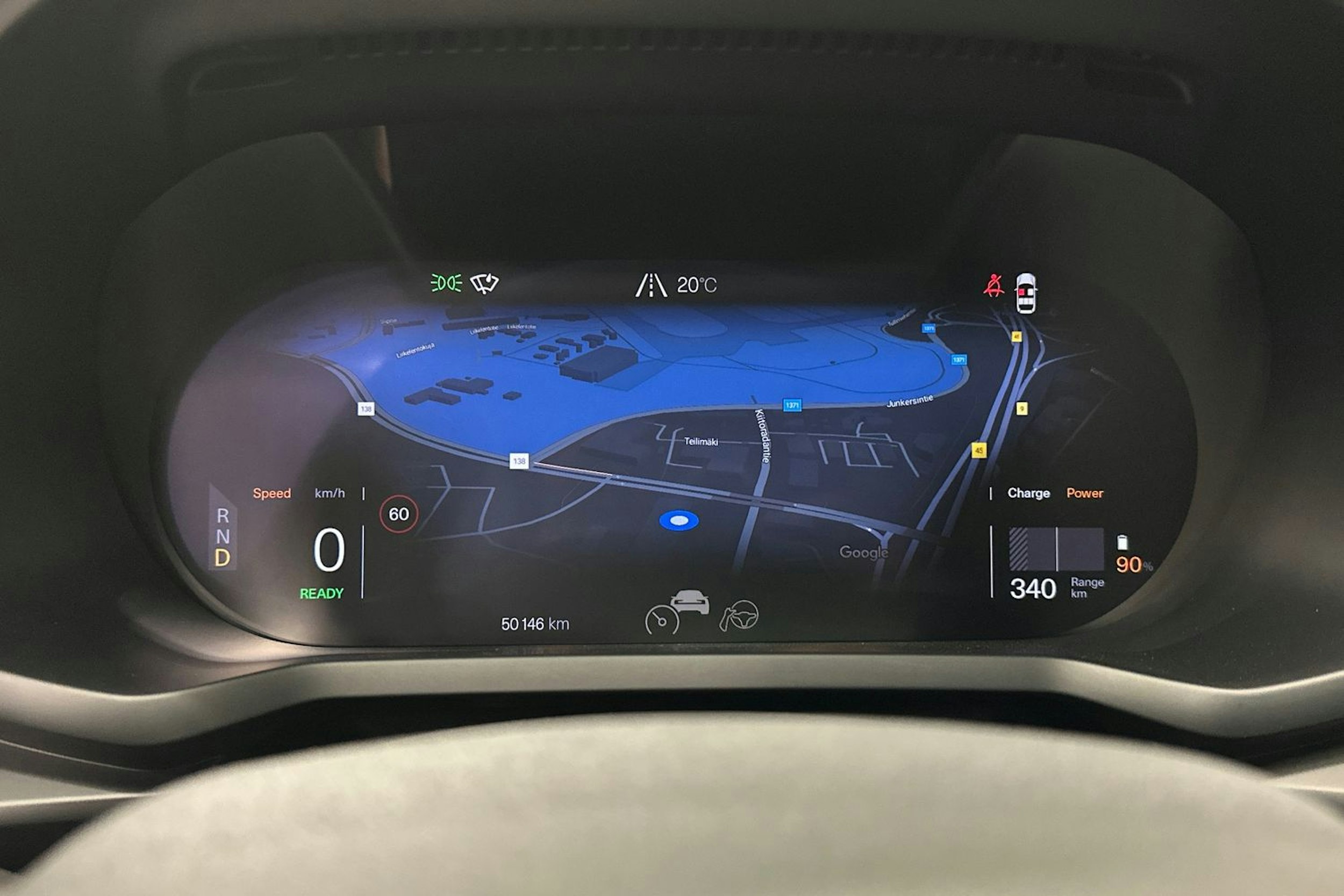 harmaa Polestar 2 2022 kuva 20.