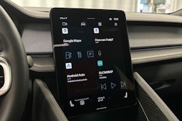 harmaa Polestar 2 2022 kuva 23.