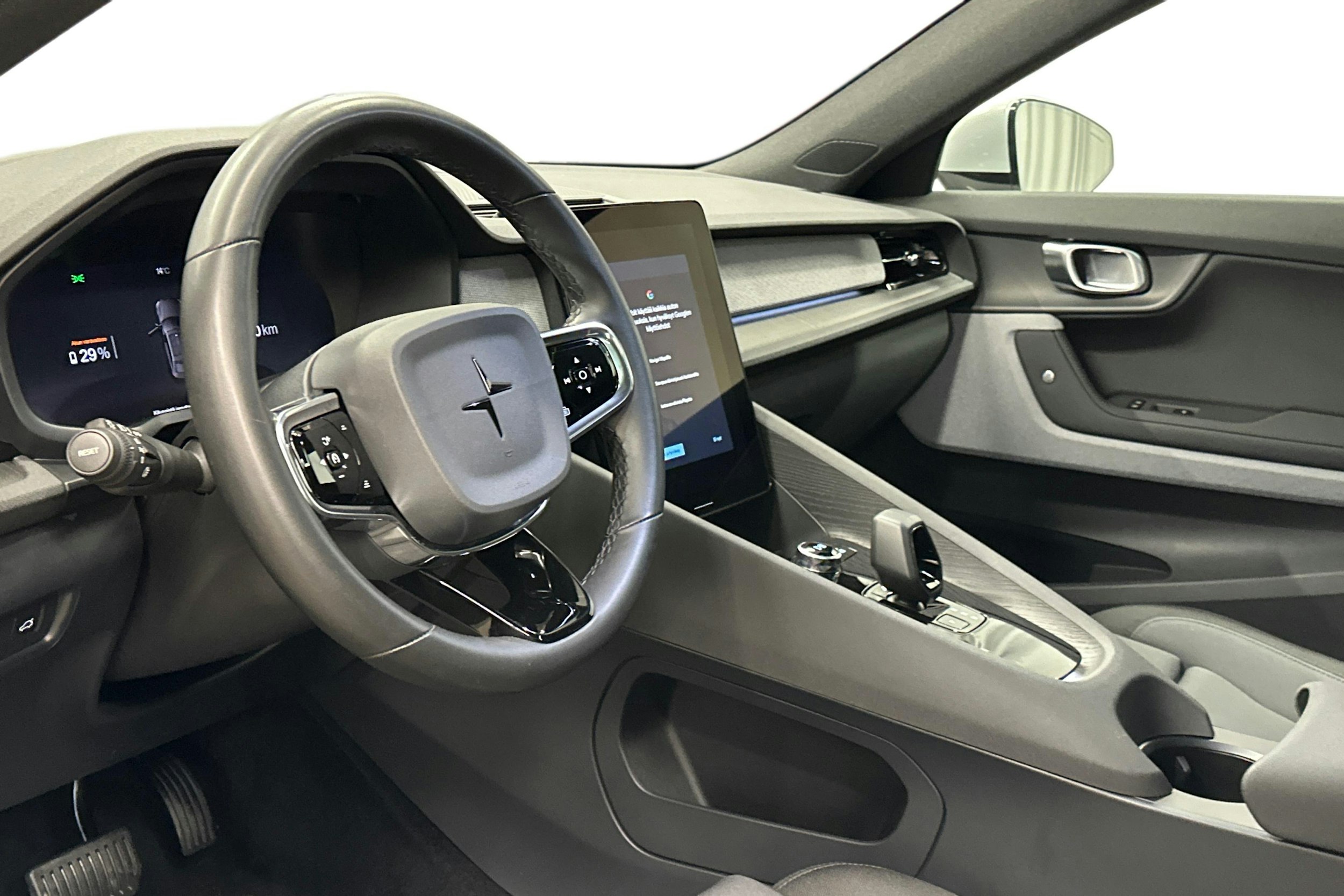 hopea Polestar 2 2022 kuva 7.
