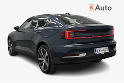 sininen Polestar 2 2022 kuva 2.