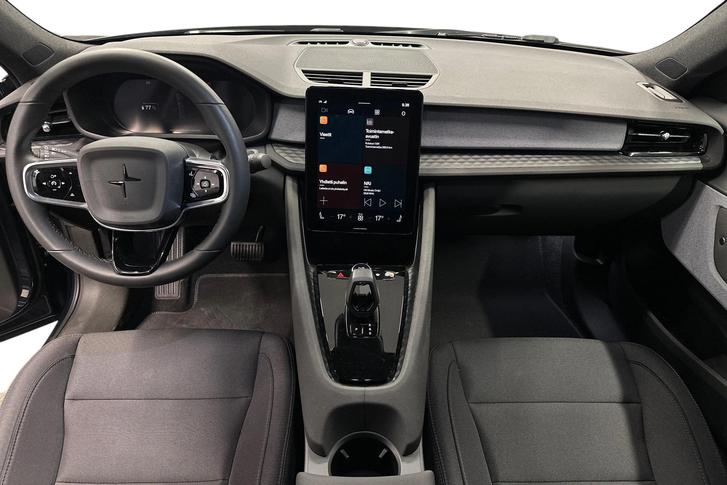 sininen Polestar 2 2022 kuva 7.