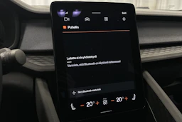 sininen Polestar 2 2022 kuva 24.