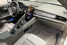 hopea Polestar 2 2022 kuva 33.