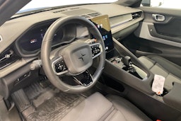 harmaa Polestar 2 2022 kuva 7.