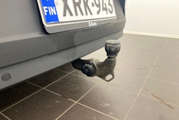 harmaa Polestar 2 2022 kuva 14.