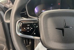 harmaa Polestar 2 2022 kuva 15.