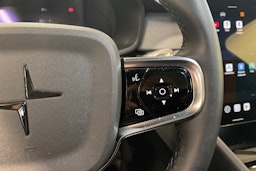 harmaa Polestar 2 2022 kuva 16.