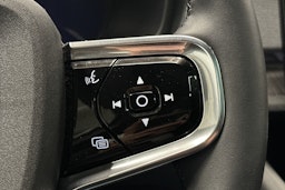 musta Polestar 2 2022 kuva 22.