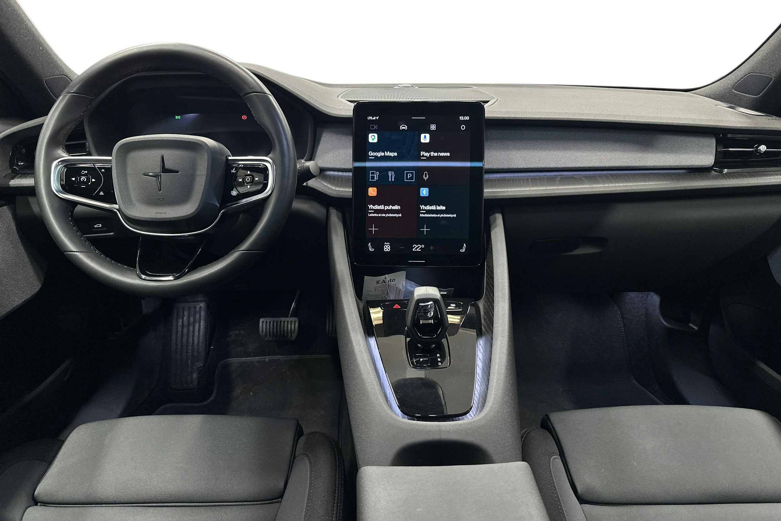 musta Polestar 2 2022 kuva 7.