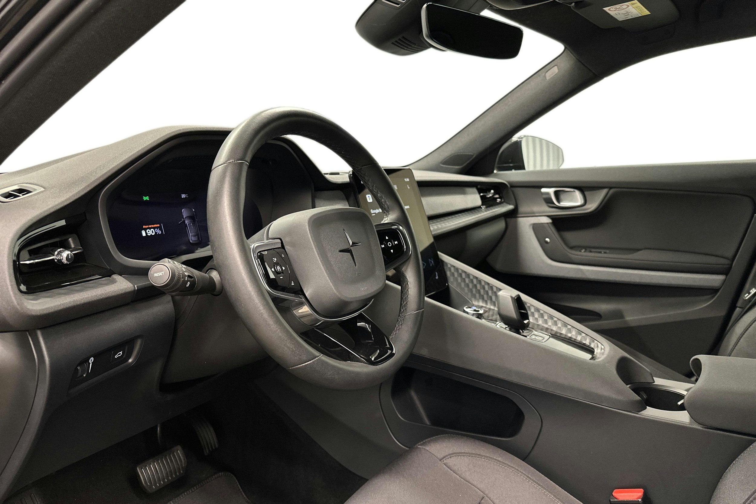 musta Polestar 2 2022 kuva 7.