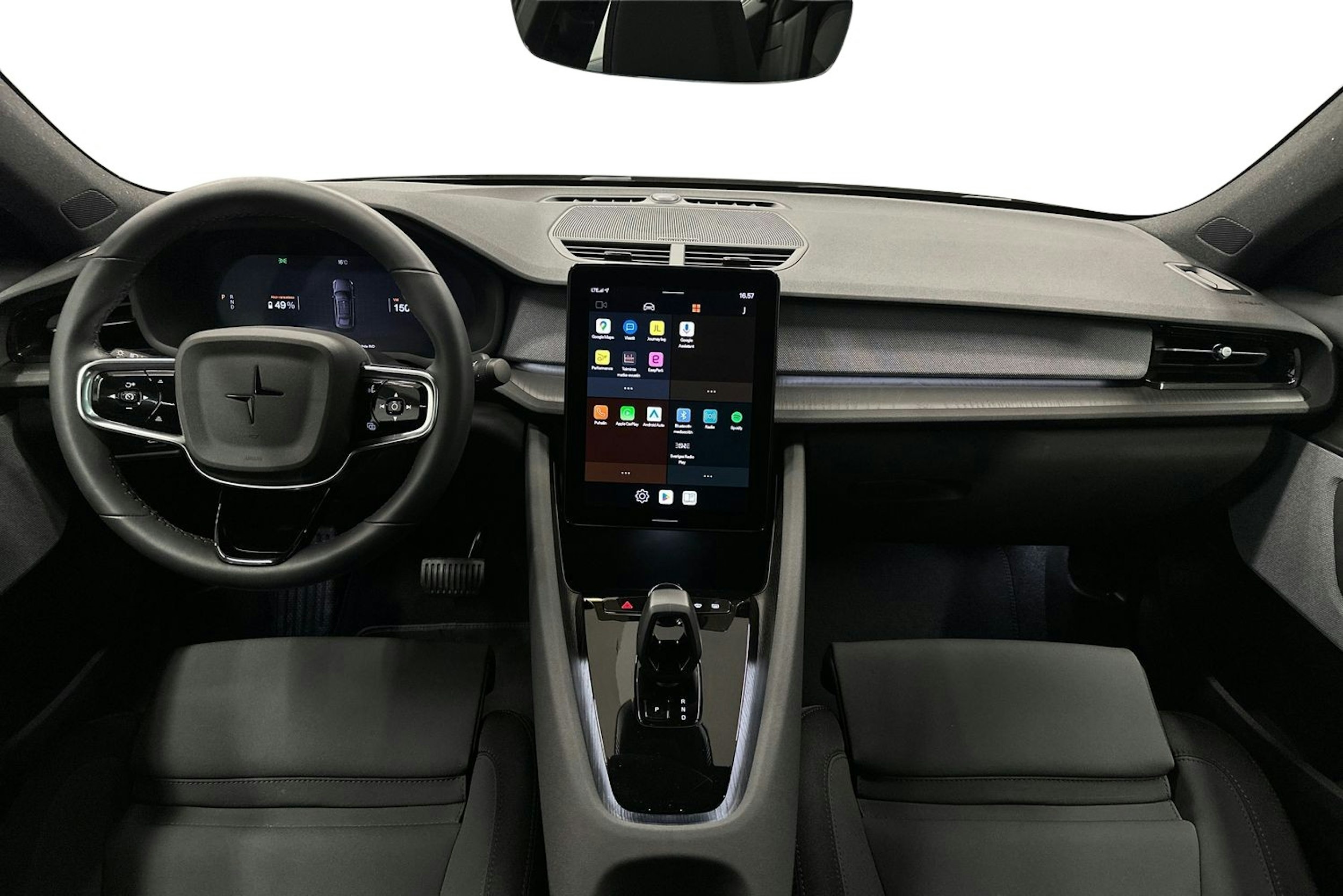 harmaa Polestar 2 2022 kuva 9.