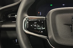 harmaa Polestar 2 2022 kuva 19.