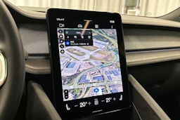harmaa Polestar 2 2022 kuva 29.