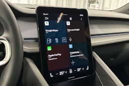 harmaa Polestar 2 2022 kuva 30.