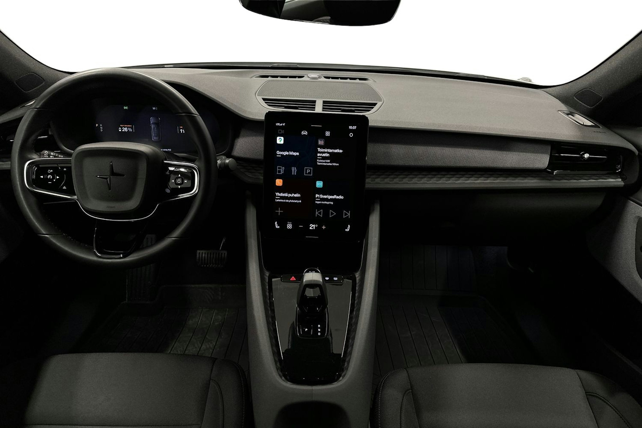 valkoinen Polestar 2 2022 kuva 9.