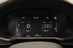 valkoinen Polestar 2 2022 kuva 22.