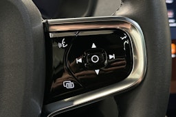 harmaa Polestar 2 2022 kuva 23.