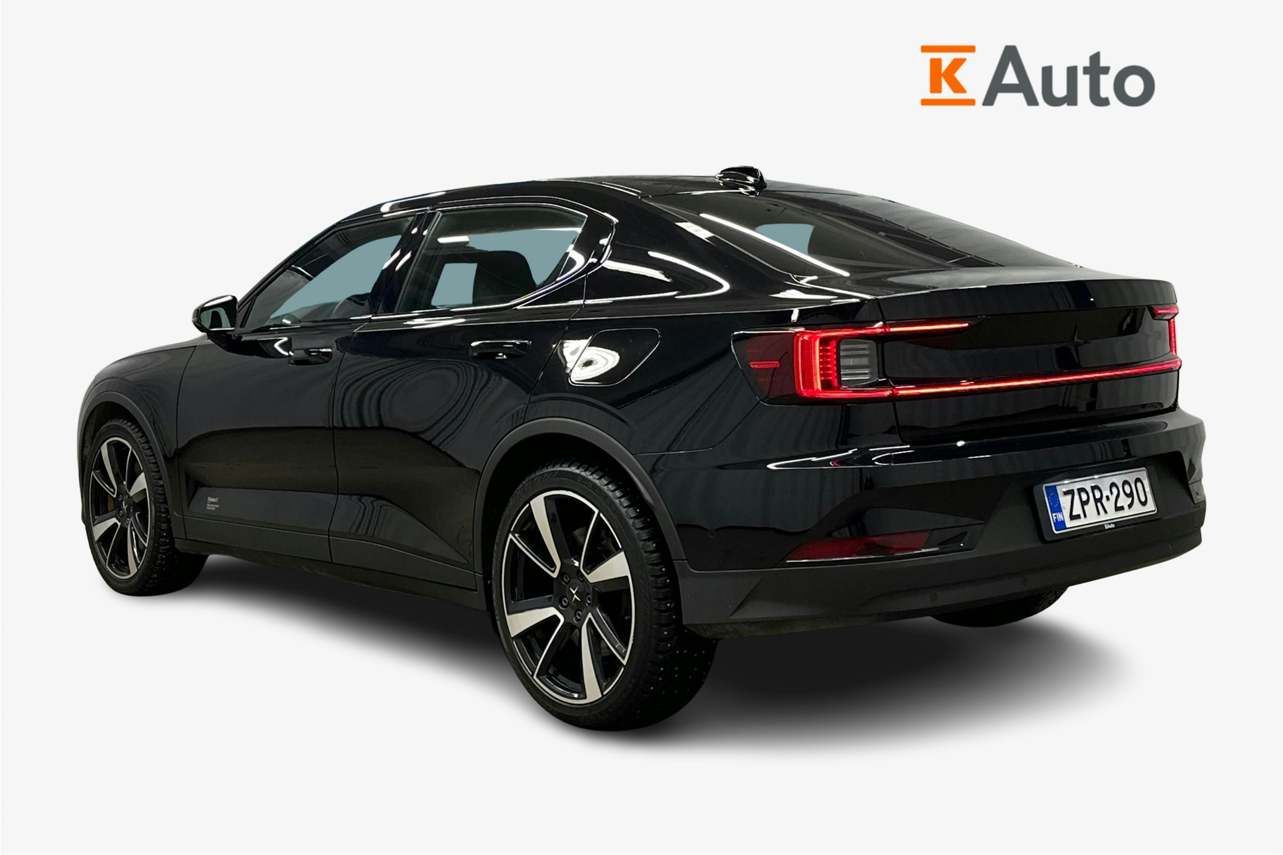 musta Polestar 2 2022 kuva 2.
