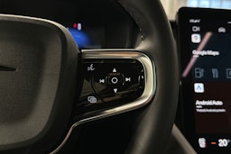 musta Polestar 2 2022 kuva 15.