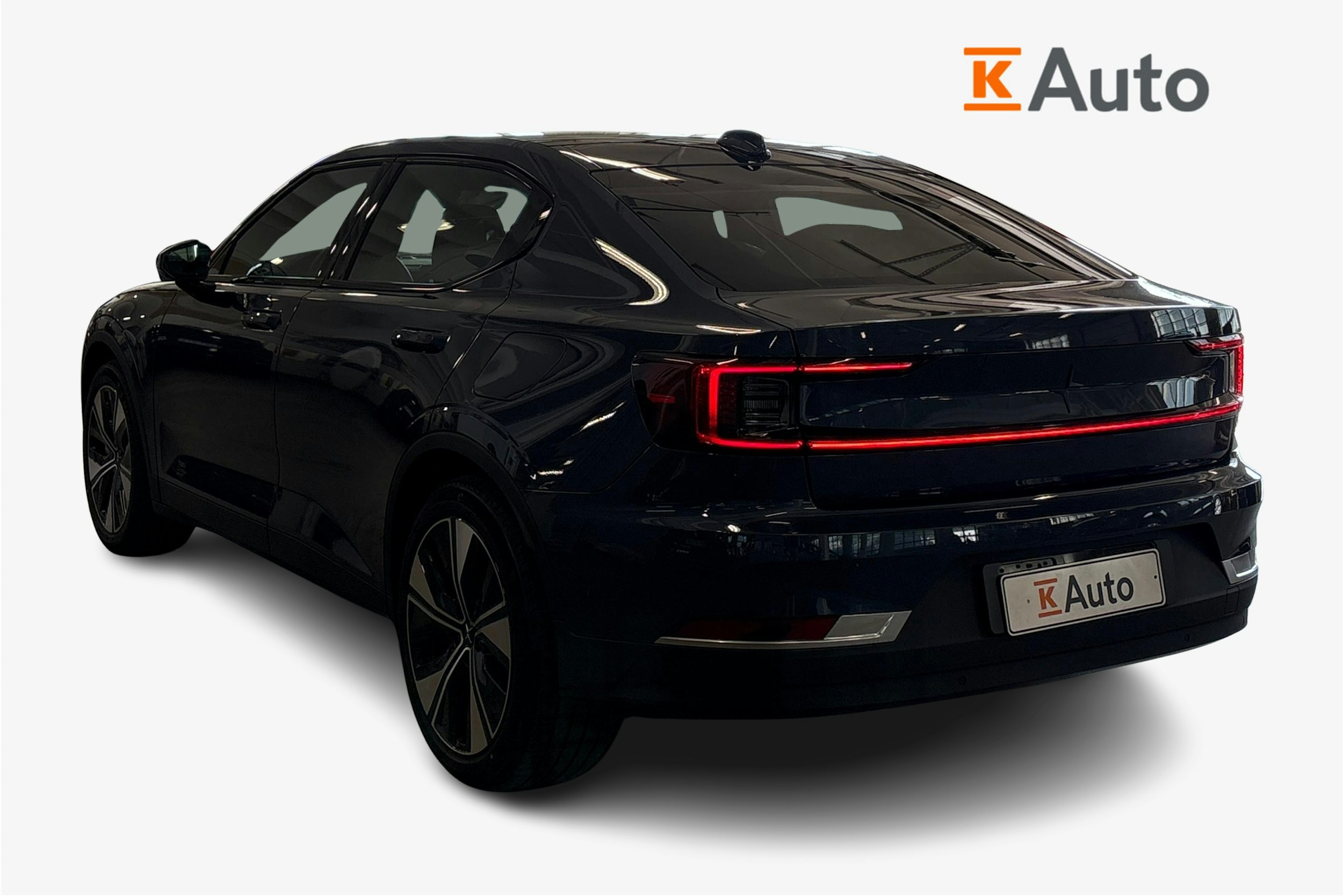 sininen Polestar 2 2023 kuva 2.