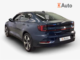 sininen Polestar 2 2023 kuva 3.