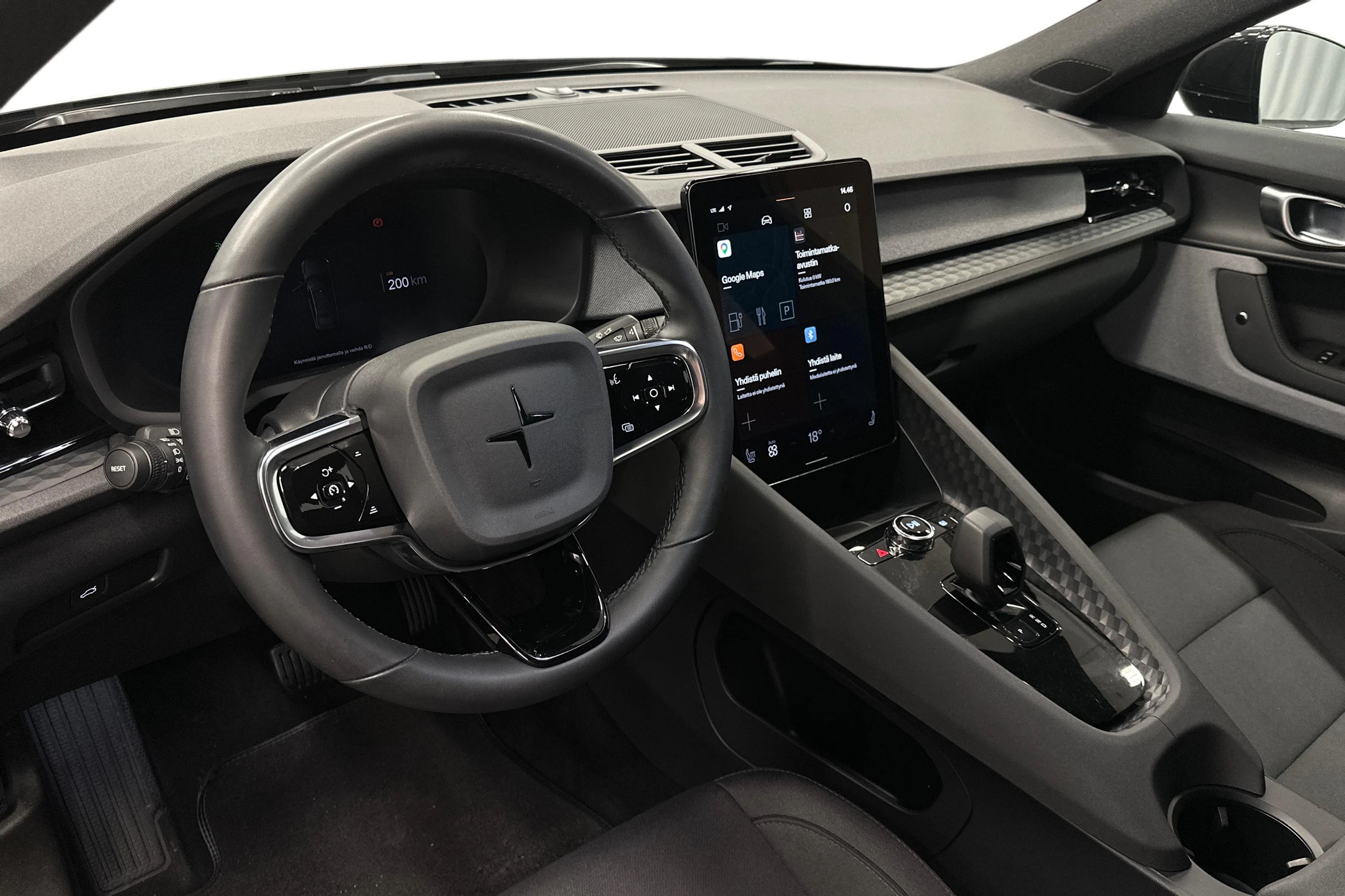 musta Polestar 2 2023 kuva 6.