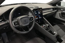 musta Polestar 2 2023 kuva 6.