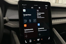 musta Polestar 2 2023 kuva 16.