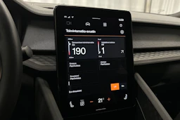 musta Polestar 2 2023 kuva 20.