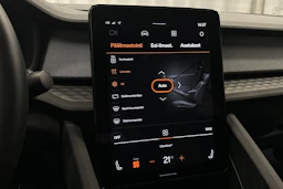 musta Polestar 2 2023 kuva 30.