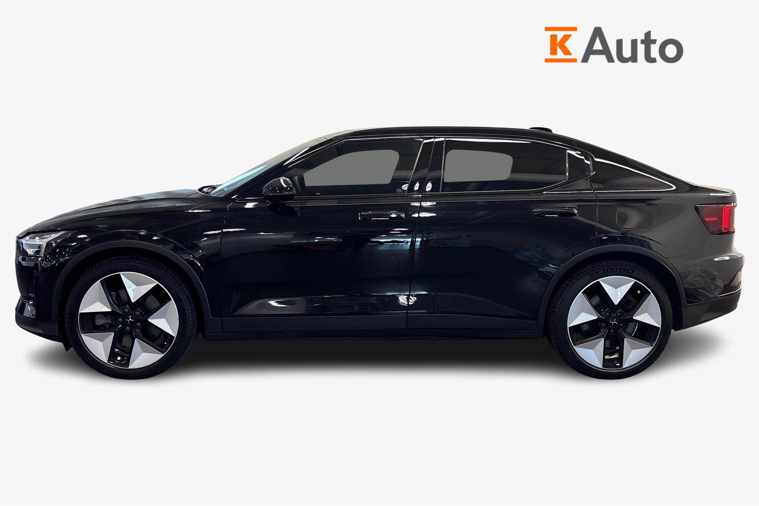 musta Polestar 2 2023 kuva 5.