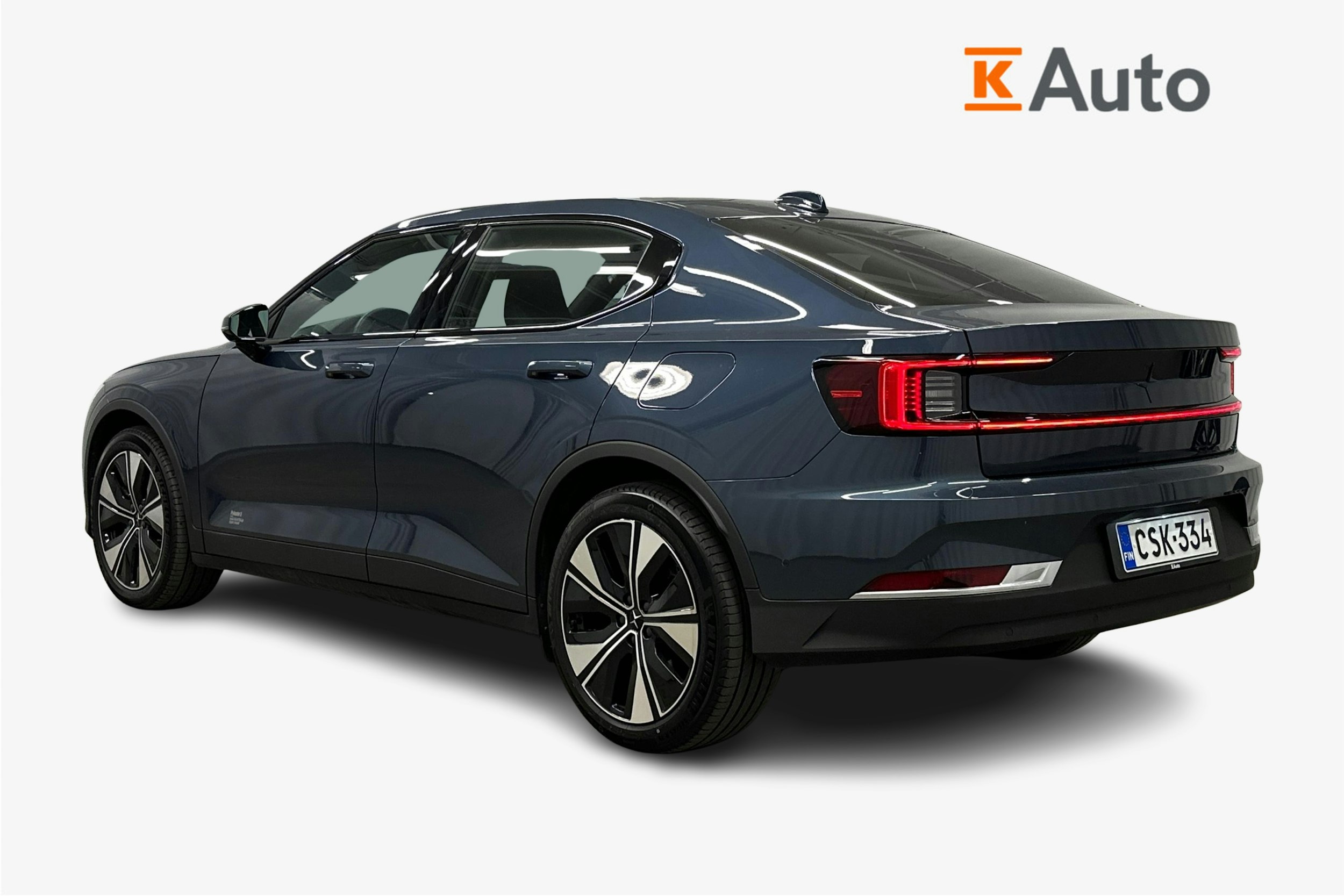 sininen Polestar 2 2023 kuva 2.