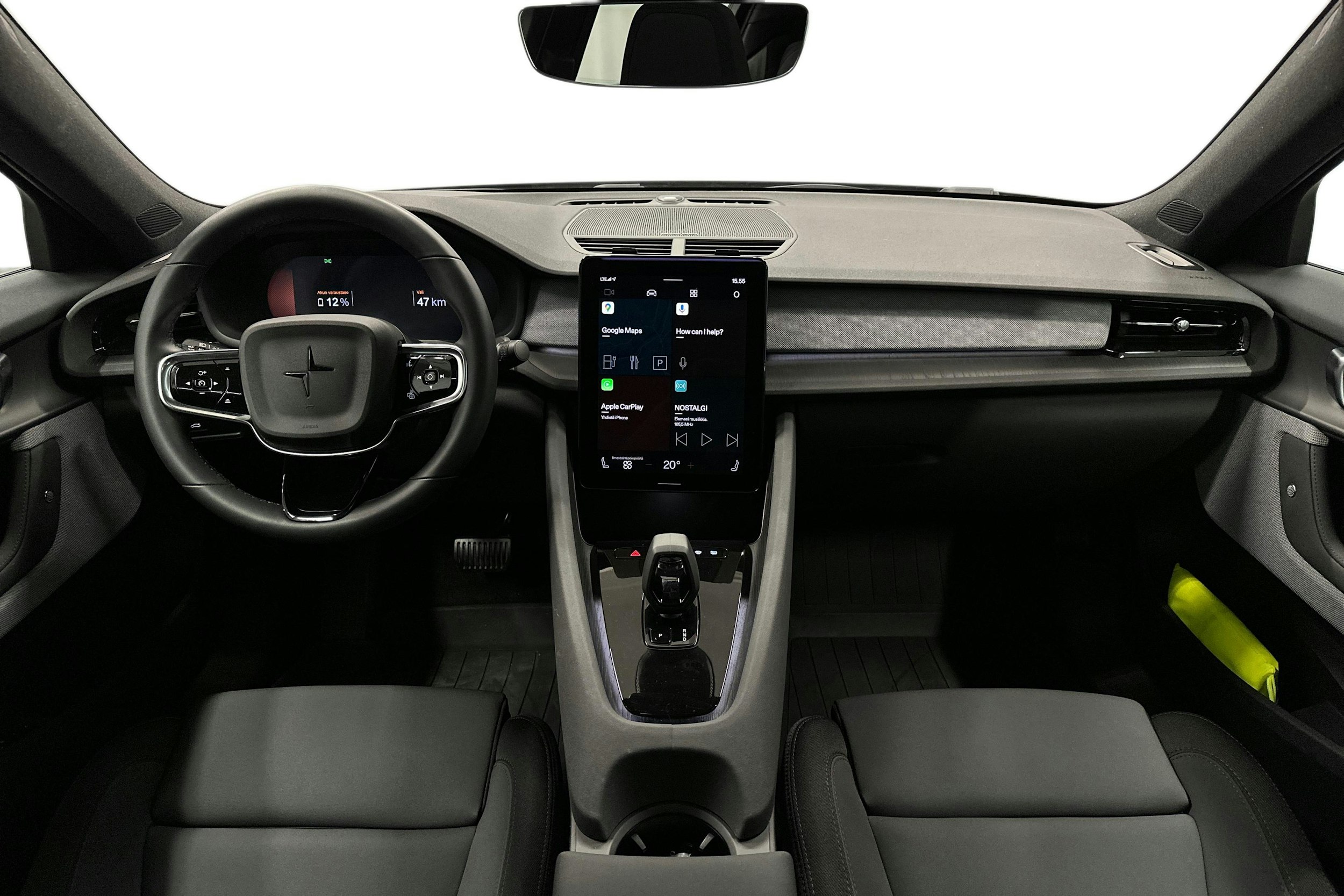 sininen Polestar 2 2023 kuva 9.